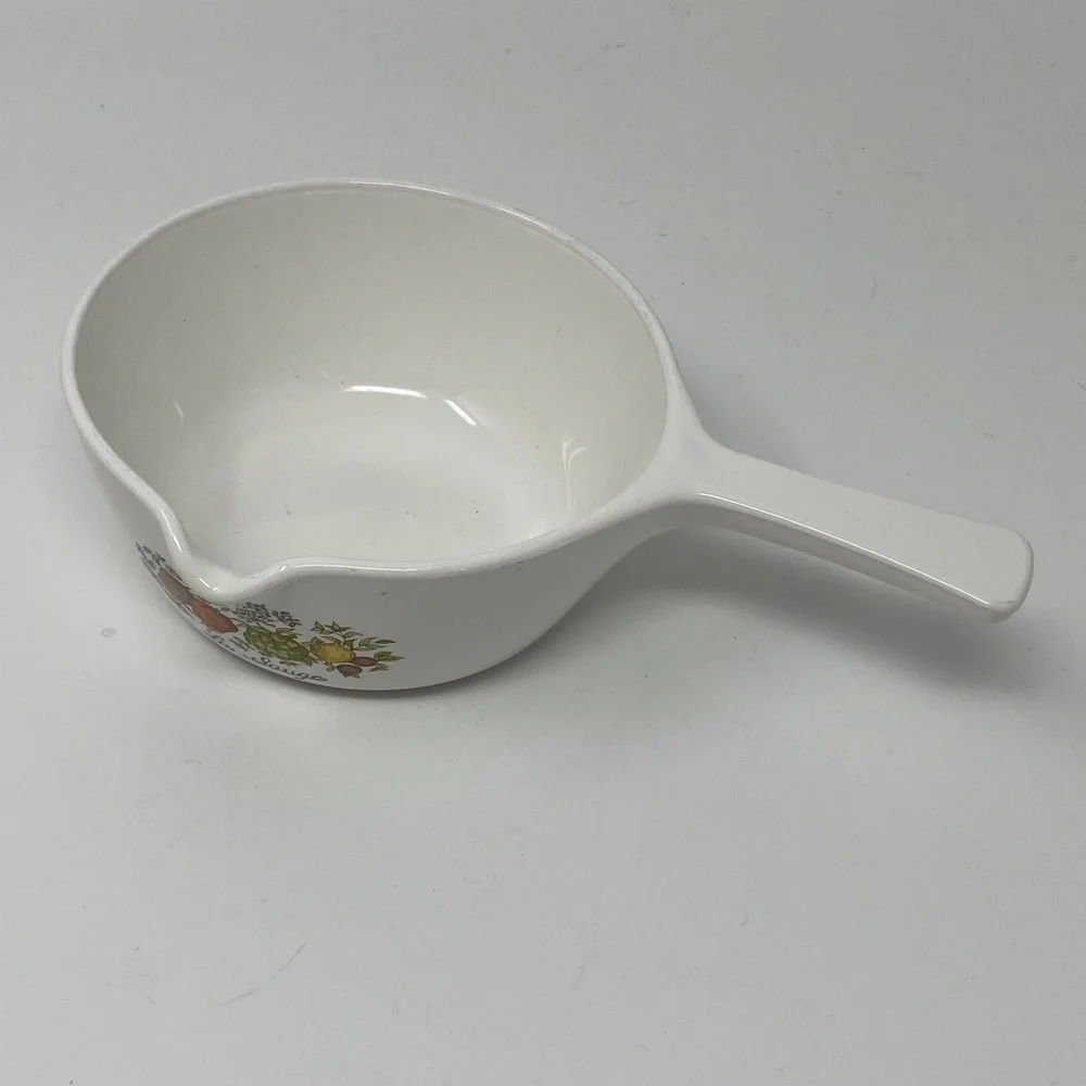 Corning Ware La Sauge 2 1/2 Cup Small Saucepan White with Spout and Handle